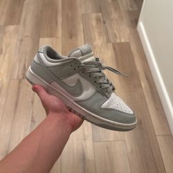 Nike Dunk Low “Grey Fog”