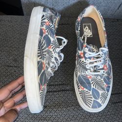 Mens Shoes Size 11.5