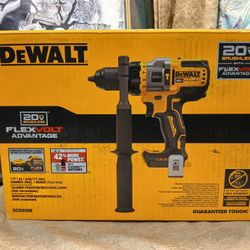 NEW DEWALT 20V BRUSHLESS 1/2 HAMMER DRILL DRIVER TOOL 