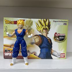 Dragon Ball Z Super Saiyan Vegito Figure Rise