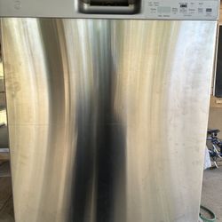 GE Appliances Dishwasher 