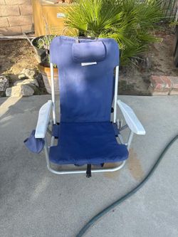 ‏Blue Folding Beach Chair must pick up today or tomorrow