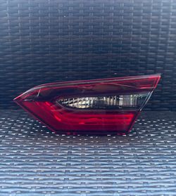2018 2019 2020 2021 2022 2023 2024 Toyota Camry Right Passenger Side Inner Tail Light OEM