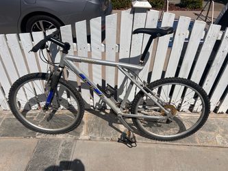 GT Mountain bike