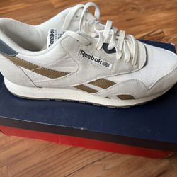 Reebok Sneaker