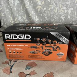 ONLY $375🎄MSRP $799  BRAND  NEW 12 PIECE POWER TOOL SET.  8 POWER TOOLS.  2 BATTERIES.  CHARGER.  CARRYING BAG.   MSRP $799!! HOLIDAY SALE $375🎄🎄🎄