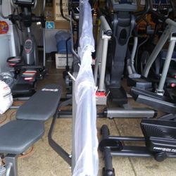 Brand New 700lb Rated Olympic barbell With clips