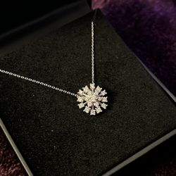 Snowflake Macy’s Sterling Silver Necklace