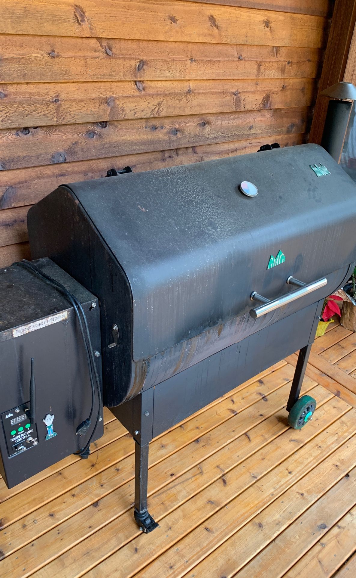 Green Mountain Grill Smoker - Jim Bowie