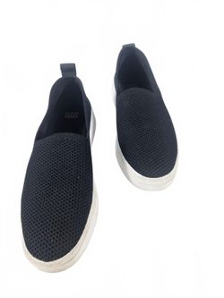 EILEEN FISHER Peris Black Knit Slip-On Sneakers 9.5 Minimalist Quiet Luxury