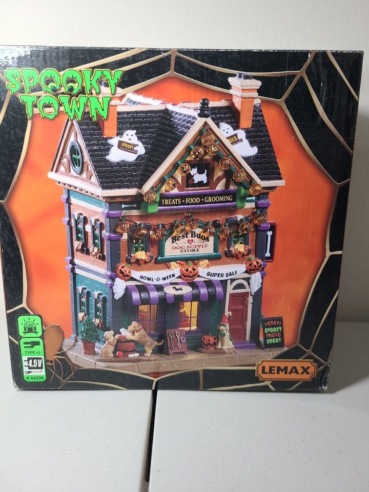 Lemax Spooky Town Best Buds Dog Supply Store New