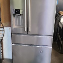 Refrigerator Frigidaire Professional Counter Depht In Stainless Steel 40 Days Warranty Delevery 