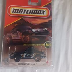 Motchbox Chase Porche $15