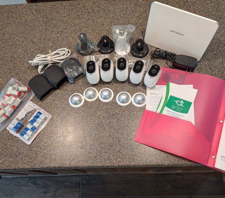 Arlo Security Camera Set