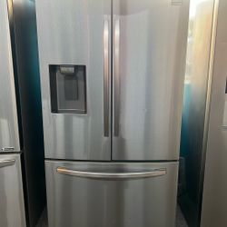 36” Wide 68” Height Sansung Frige Use Like New 