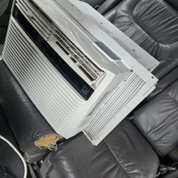 8000 Btu Ac Unit Kenmore Comes With Controller 