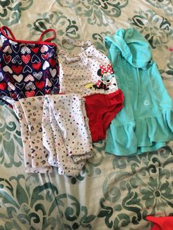 Girls cloth for 7$ - Toddler size 3