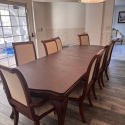 Dining Room Table 