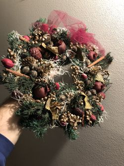 Christmas Victorian Wreath