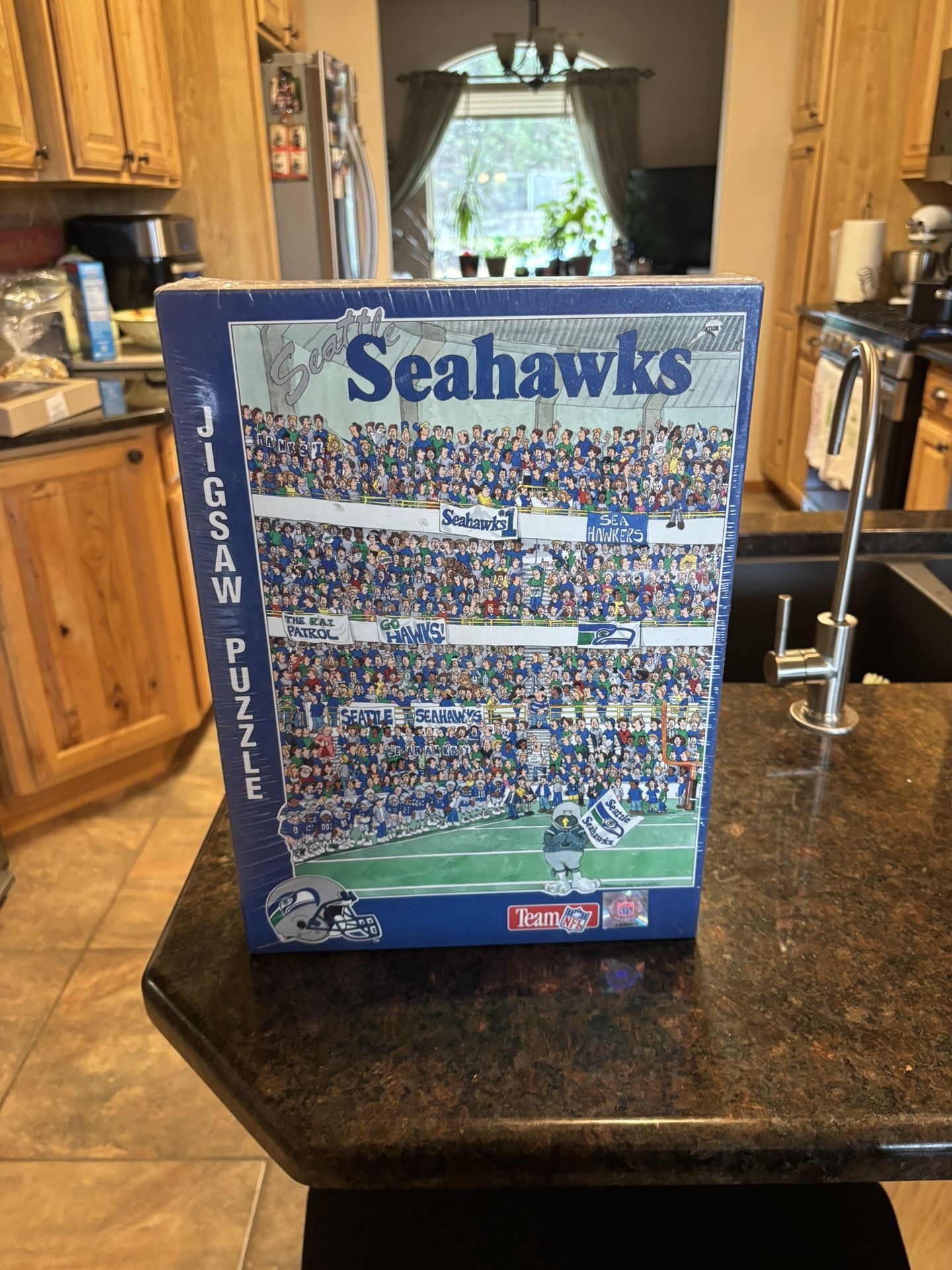 Vintage 90sSeattle Seahawks NFL 1994 Football FUN Puzzle