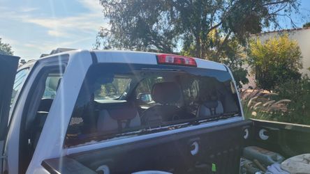 Auto Glass Service