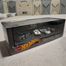 Hot Wheels Premium Mercedes Benz