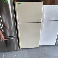 Top Freezer Refrigerators