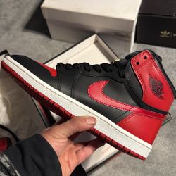 AIR JORDAN Retro Bred 1