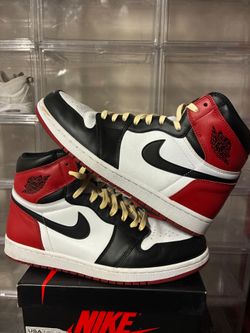 Jordan 1 black toe sz 12