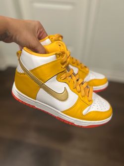 Sneaker