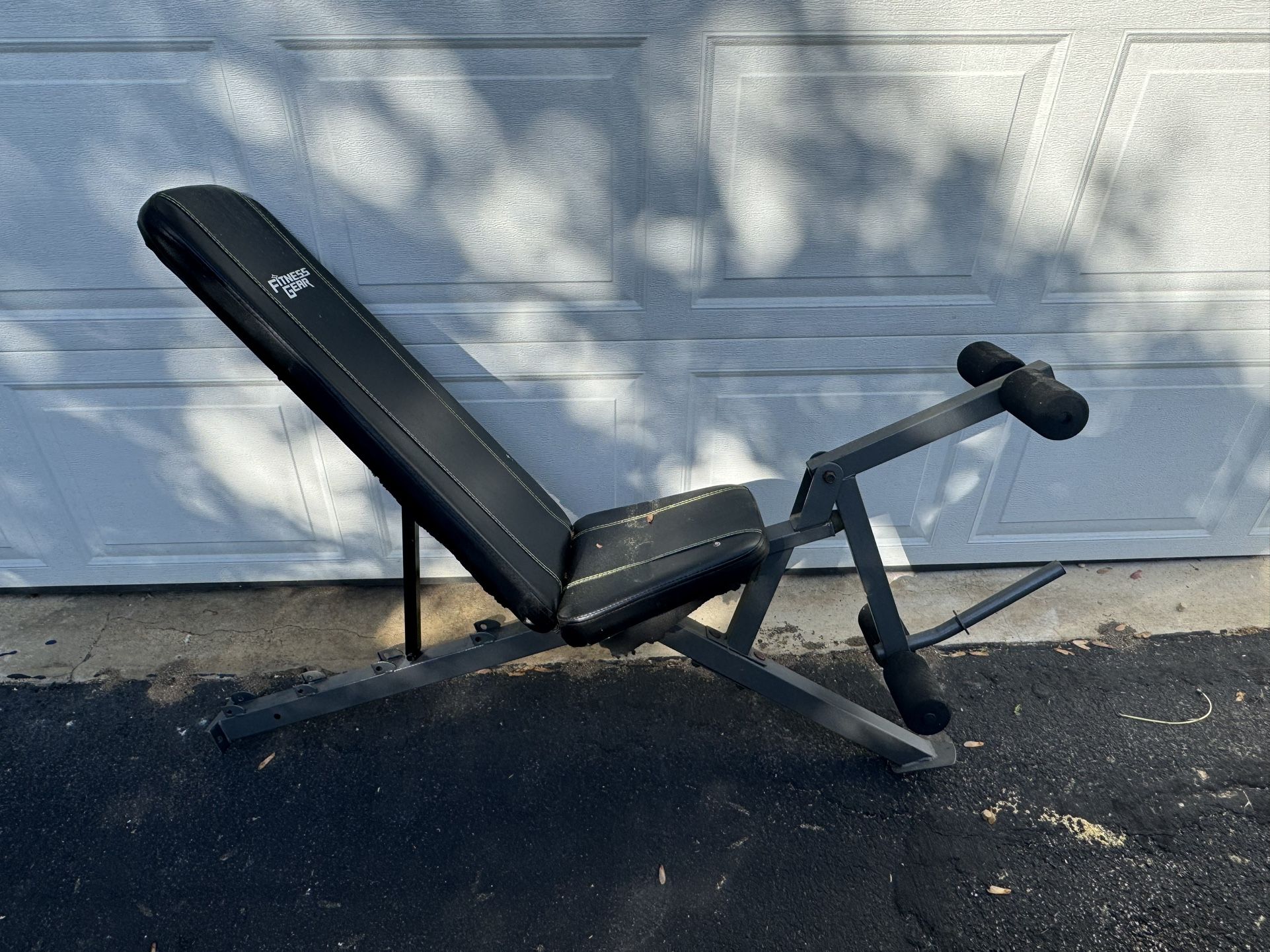 Adjustable Weight Bench