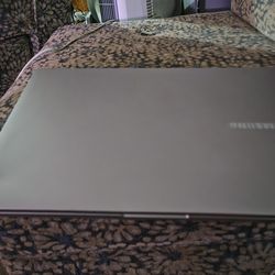 Samsung Chromebook 15 " win 10