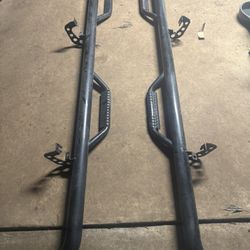 CHEVY SILVERADO 2007-2015  BLACK SIDE STEP RAILS 