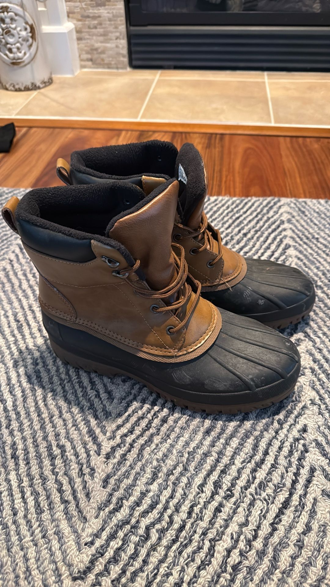 Men’s Duck Boots Size 9 – Brown/Black, Good Condition