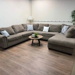 3 Piece Sectional Couch (Delivery Available)