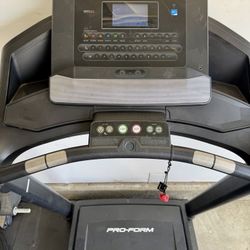 Treadmill (Needs Minor Repair)