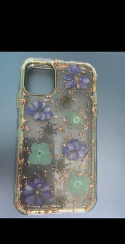 Flower phone case for an iPhone 11