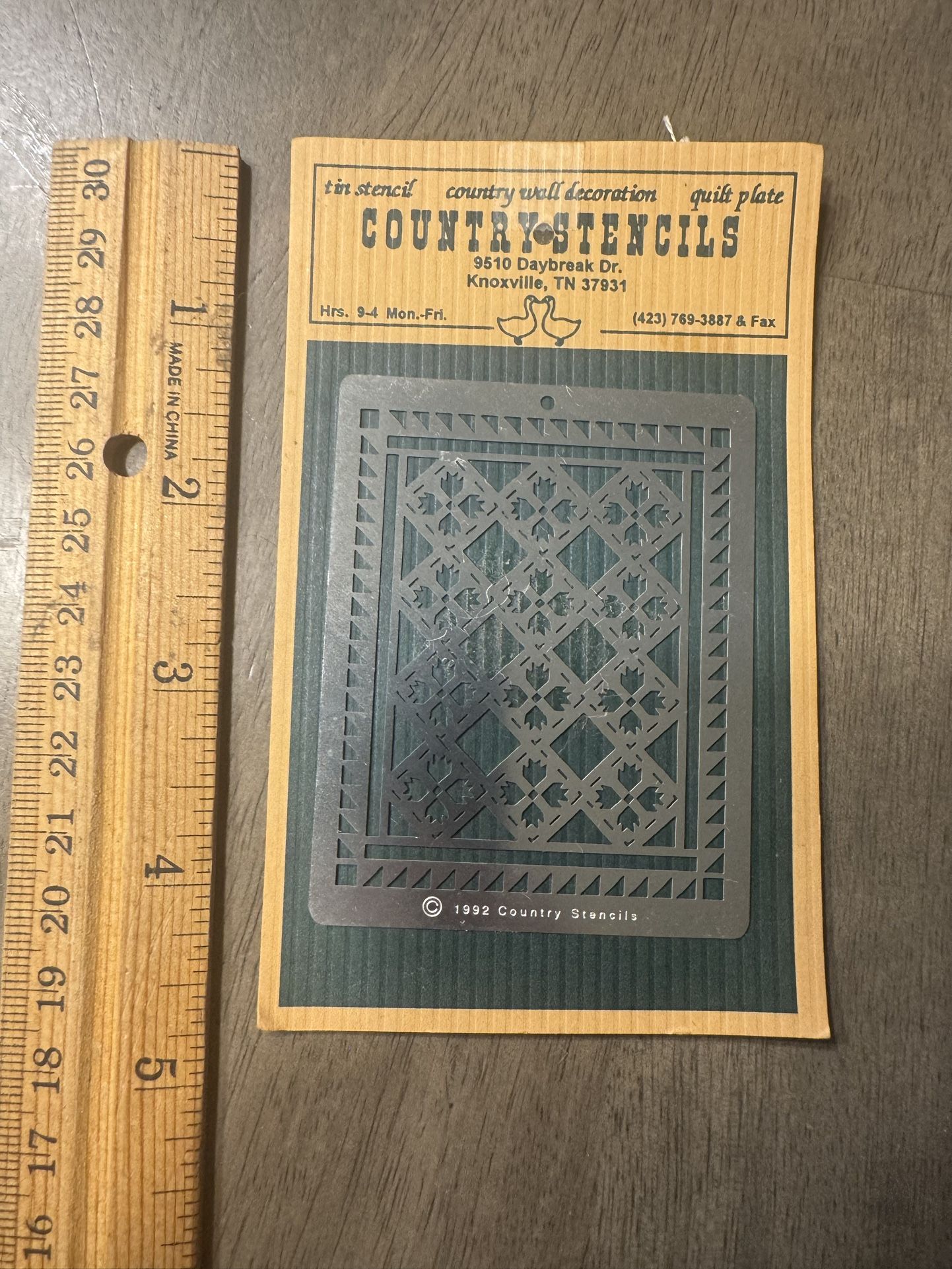 Country Stencils tin stencil - 1992 - NEW