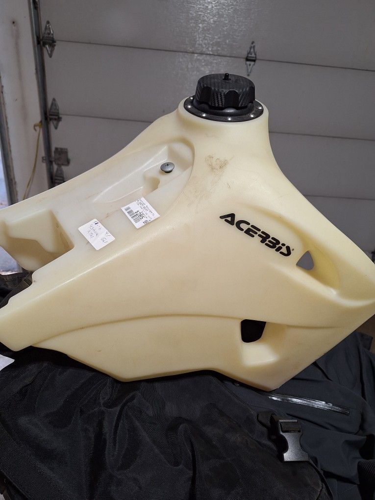 Acerbis KTM Gas Tank 4.1gallon