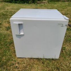 Mini refrigerator.