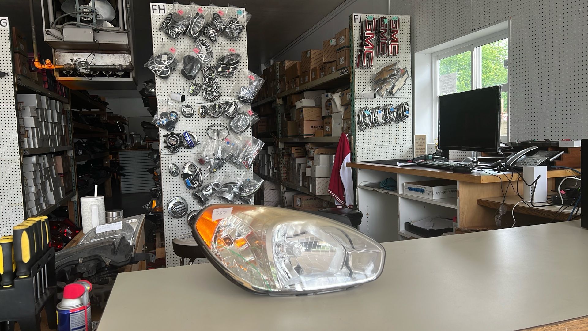 2007 To 2011 Hyundai Accent Headlight Passenger Side Assembly #337 FB403