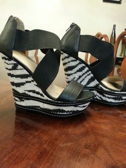 Black and white wedges
