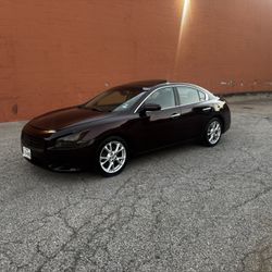 2014 Nissan Maxima 