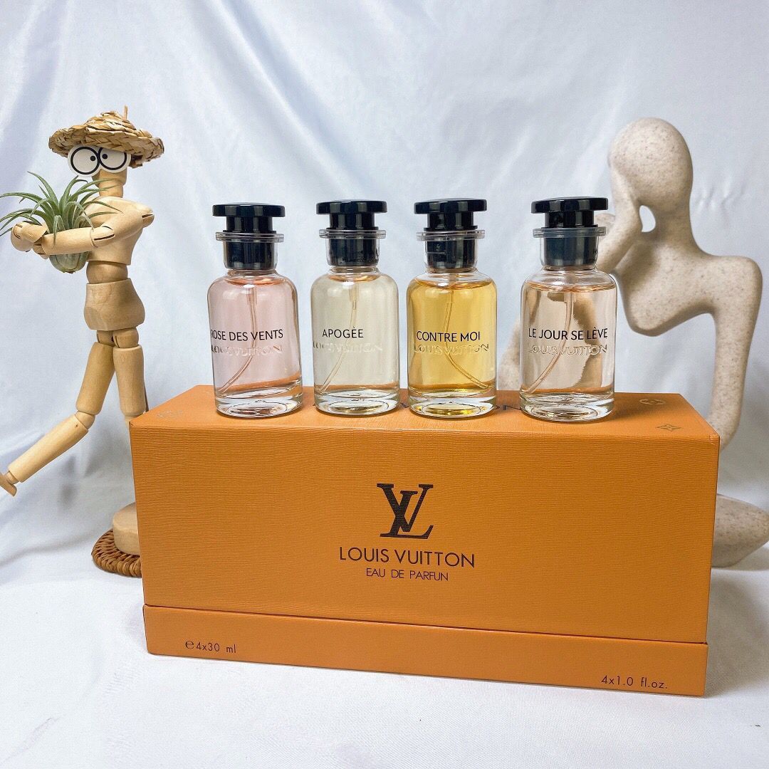 Louis Vuitton Eau de Parfum (120ml / 4 x 30ml)
✨ Luxury, niche fragrance from the iconic Louis Vuitton brand.
📦 Brand new – sealed, never opened.
💎