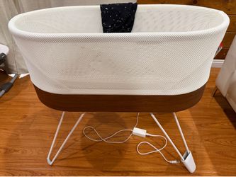 Happiest Baby SNOO Smart Sleeper Bassinet