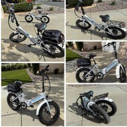 BUNDLE PACKAGE DEAL
2 LECTRIC XP STEP-THRU FOLDING E-BIKES AND HOLLYWOOD SPORTS RIDER 2 E-BIKE BIKE RACK