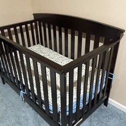 Delta Crib