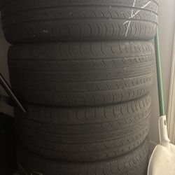 4 Used Tires 235/55R18