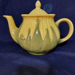 Vintage Shawnee Pottery Tea Pot No.75 