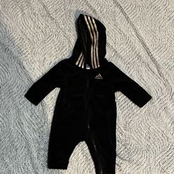Adidas Outfit Size 6 Months